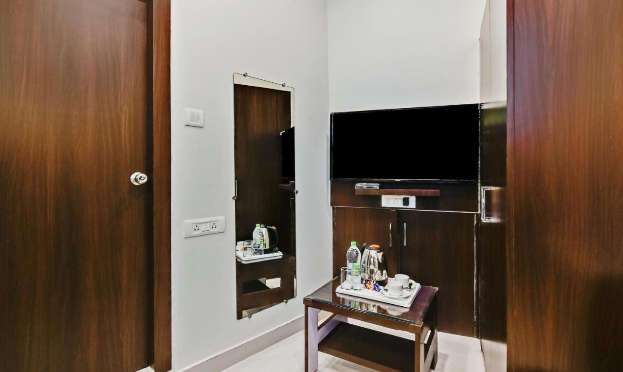 Treebo Resto- Near Lucknow Railway Station Hotel Ngoại thất bức ảnh