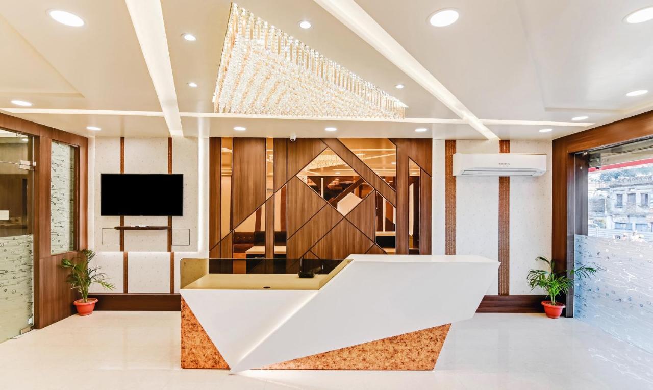 Treebo Resto- Near Lucknow Railway Station Hotel Ngoại thất bức ảnh
